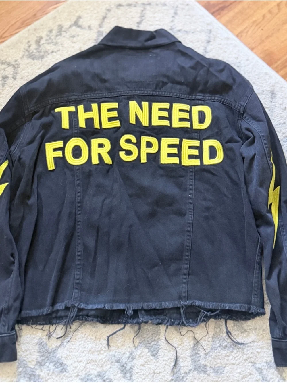 Aviator Nation NEED FOR SPEED OVERSIZED CROP DENIM JACKET - VINTAGE BLACK - Picture 3 of 9